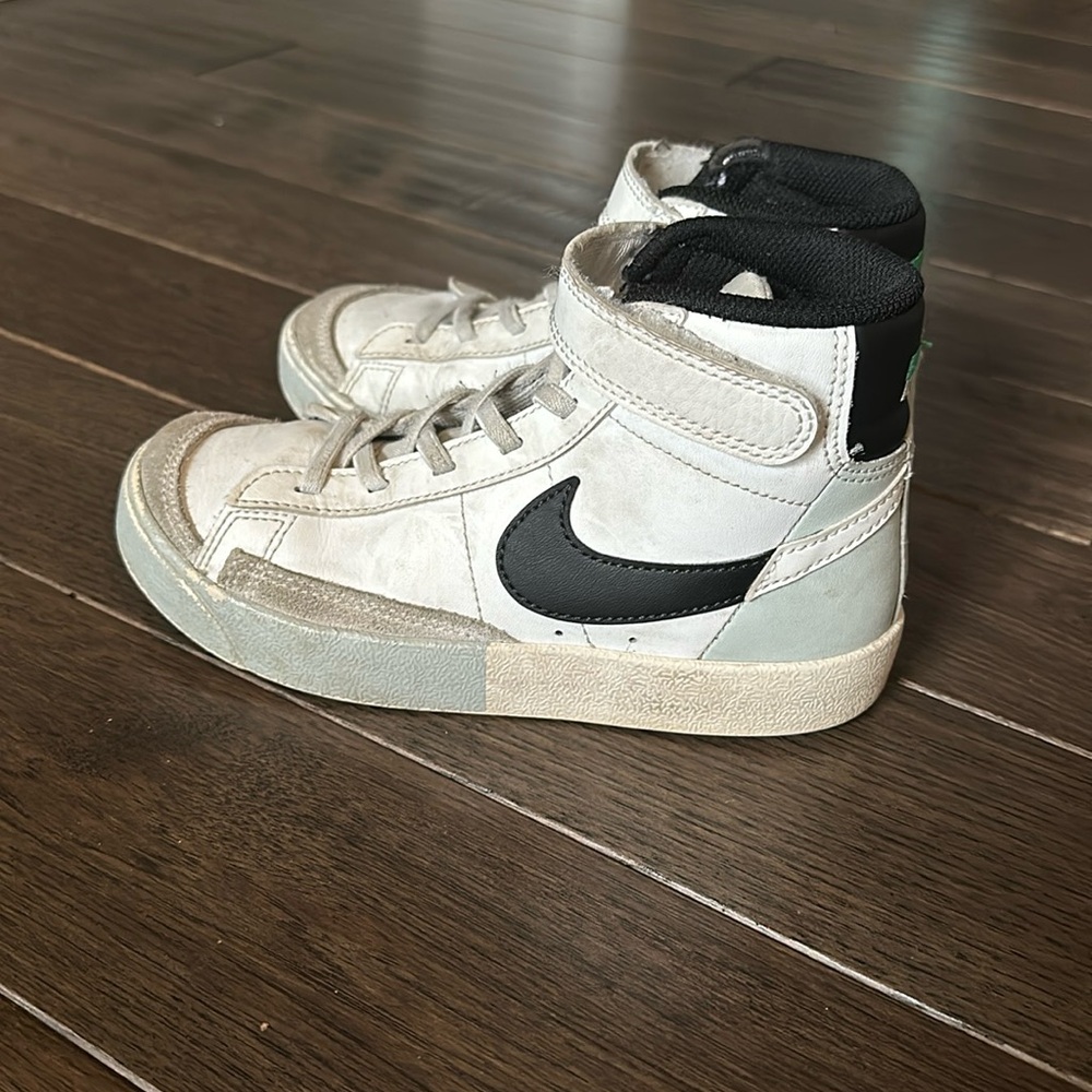 Nike sneakers size 13.5